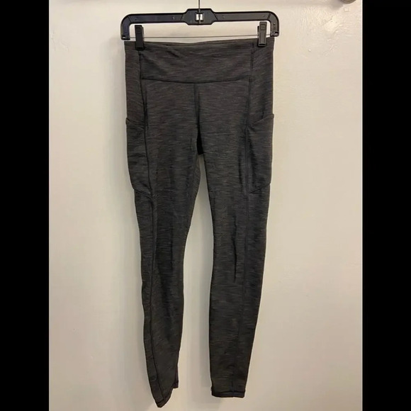 Lululemon Speed Up Tight Leggings 28 " Heathered Black Size 6 - Picture 5 of 7